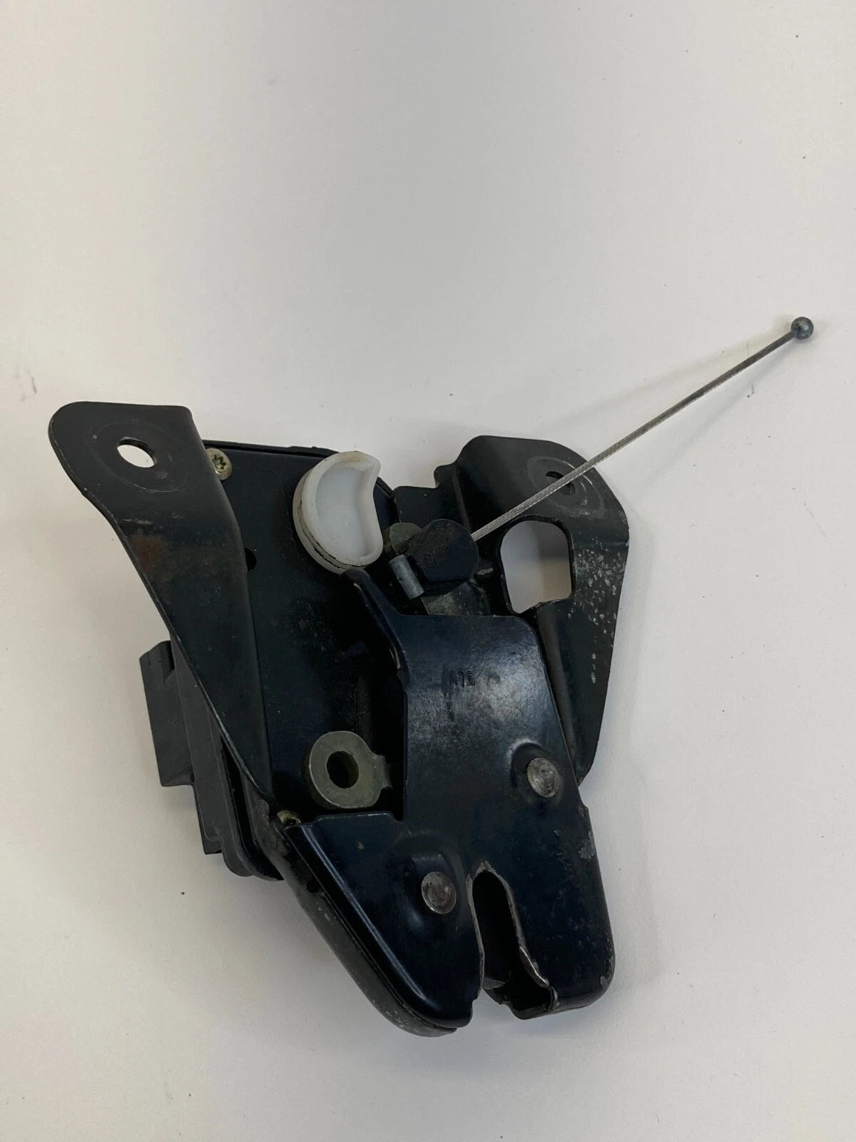 2005-2007 CHRYSLER 300 SEDAN REAR TRUNK DECK LID LOCK LATCH ACTUATOR RELEASE OEM