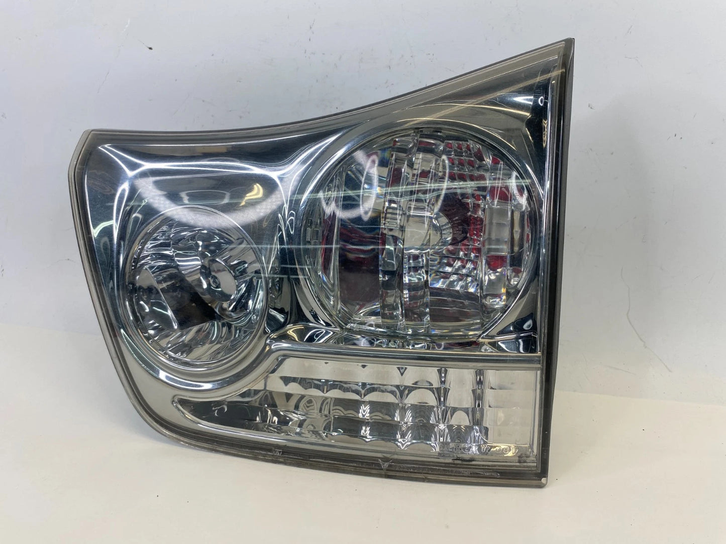 2004 TO 2009 LEXUS RX350 RX330 RIGHT PASSENGER INNER TAIL LIGHT TAILLIGHT LAMP