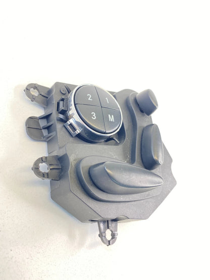 2003-2005 MERCEDES-BENZ E500 E320 FRONT RIGHT SEAT CONTROL SWITCH OEM 2118215279