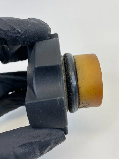 05 06 07 08 09 Hyundai Tucson 2.7L V6 Engine Oil Filler Cover Cap OEM