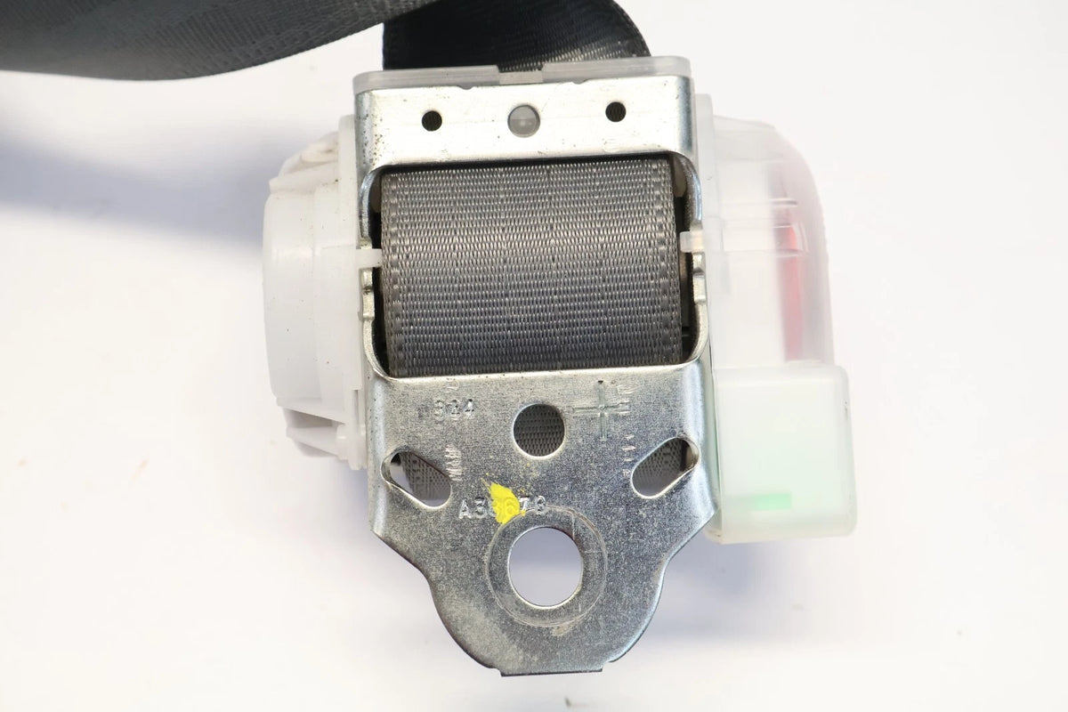 2011-2014 TOYOTA SIENNA REAR LEFT 3ND ROW SEAT BELT RETRACTOR OEM FACTORY