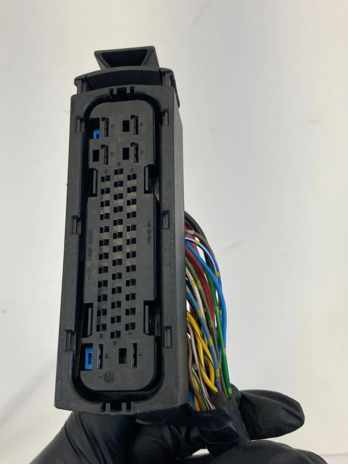 99 00 BMW 323I 2.5L RWD ABS PUMP ANTI LOCK BRAKE CABLE CONNECTOR PLUG 19687971