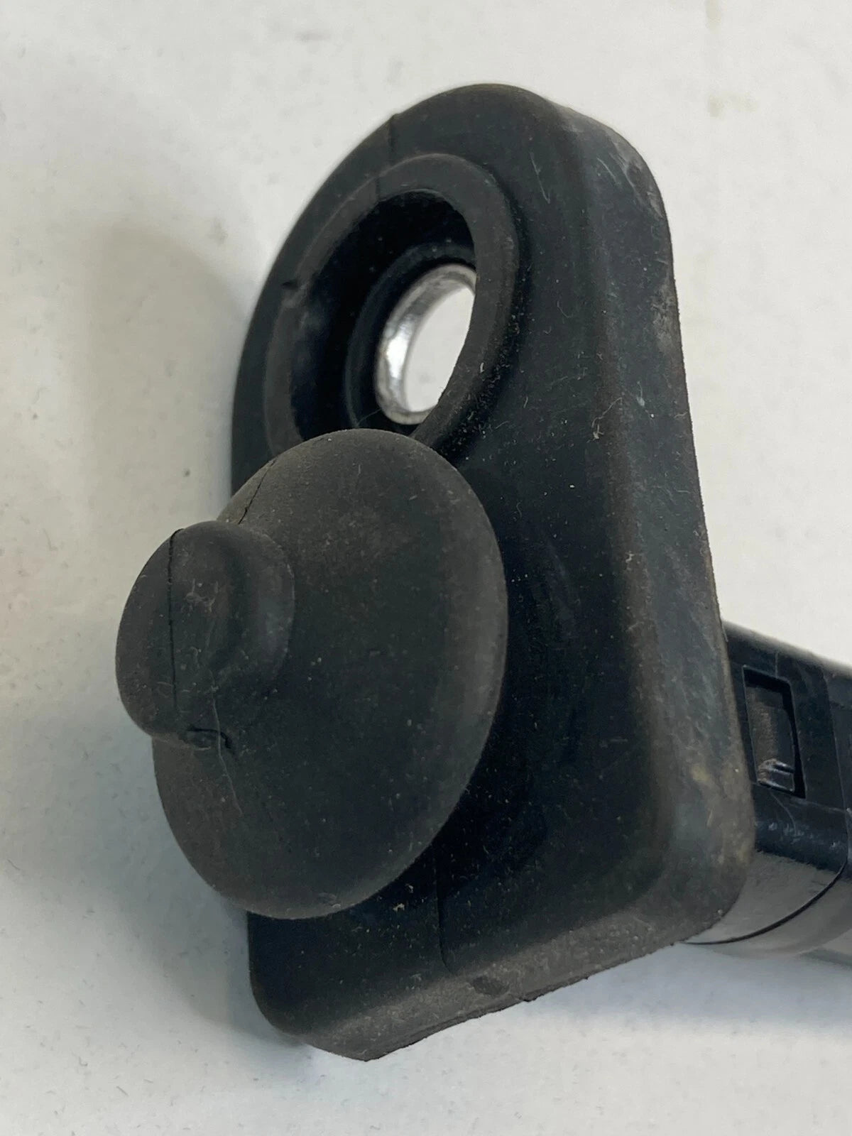 05-10 KIA SPORTAGE FRONT RIGHT DOOR AJAR JAMB LIGHT COURTESY CONTROL SWITCH OEM