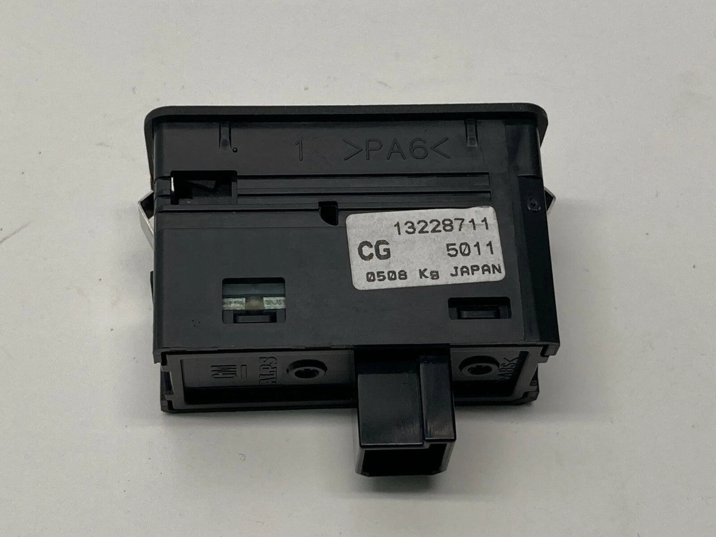 2008 08 SATURN ASTRA REAR RIGHT SIDE POWER WINDOW CONTROL SWITCH 13228711 OEM