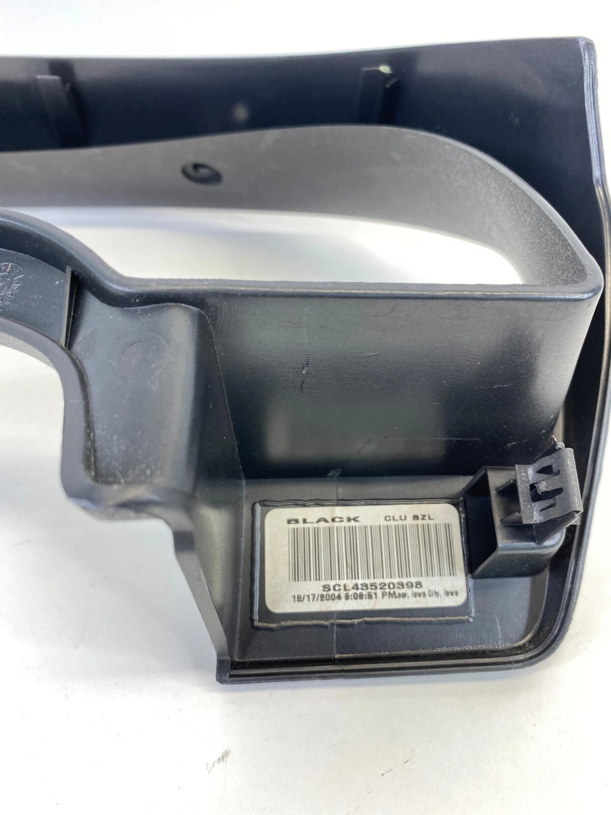 2002-2005 SATURN VUE DASH SPEEDOMETER CLUSTER TRIM BEZEL COVER 10356212 OEM