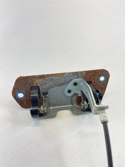 2003-2008 HONDA PILOT EXTERIOR LIFTGATE TAILGATE TRUNK HANDLE RELEASE OEM