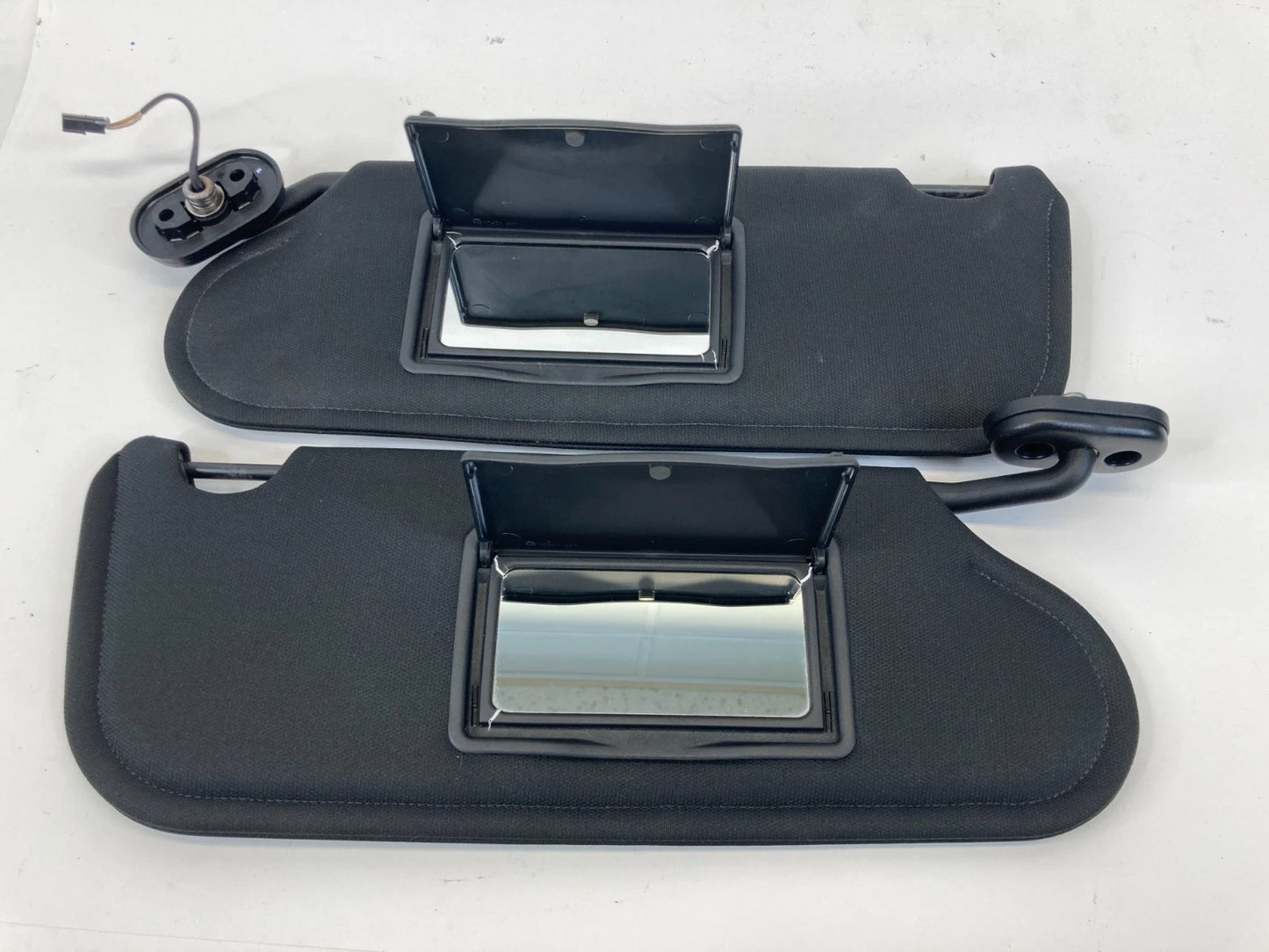 11-14 CHRYSLER 200 CONVERTIBLE LEFT & RIGHT SUNVISOR SUN VISOR SHADE PAIR SET