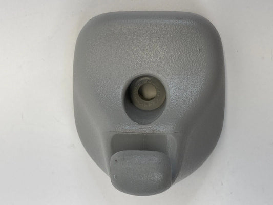2004-2010 TOYOTA SIENNA SUN VISOR RETAINER SUNVISOR CLIP 827757-1136390 OEM