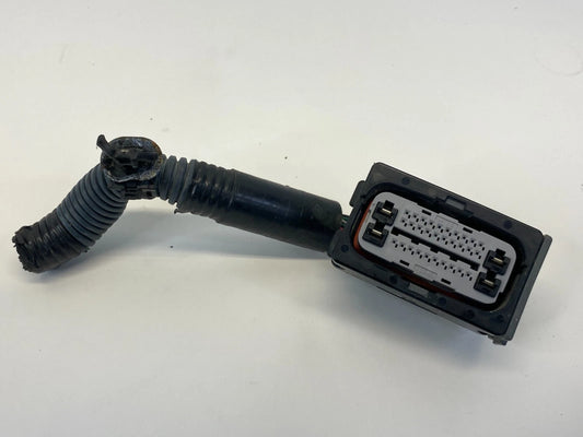 11-18 TOYOTA YARIS 1.5L HATCHBACK ABS ANTI LOCK BRAKE PUMP PLUG CONNECTOR OEM