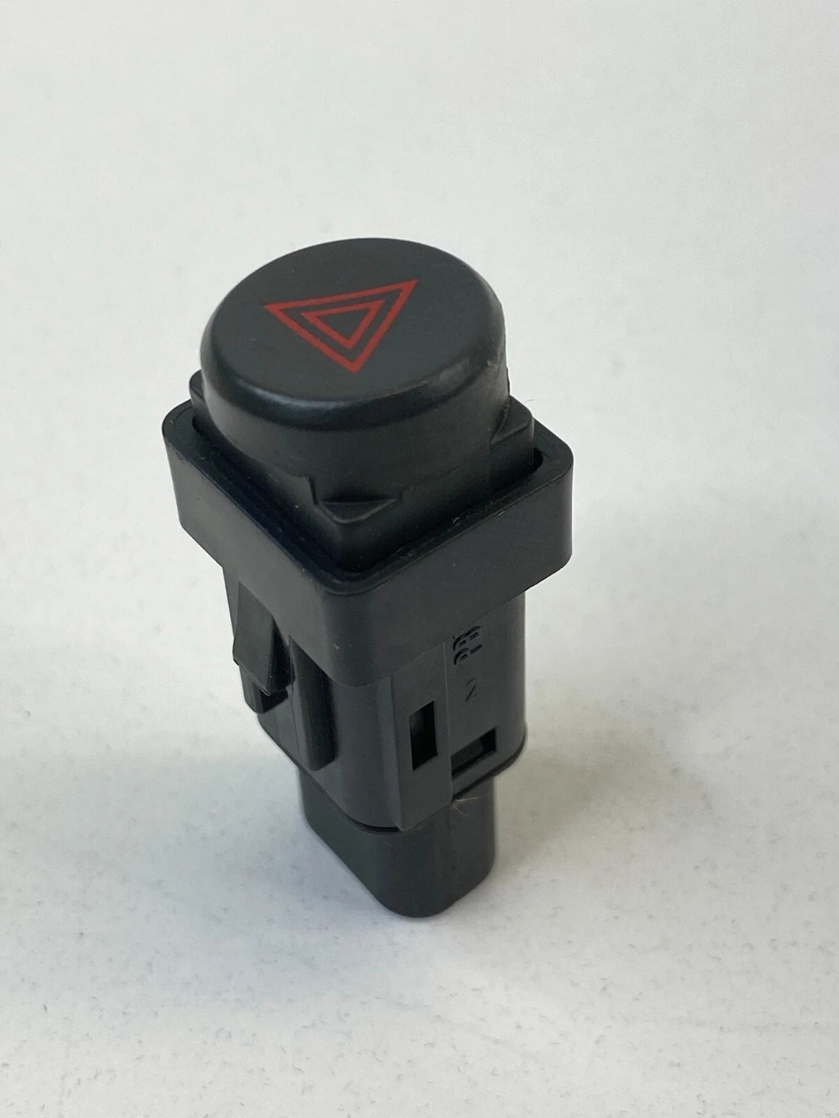 2008 2009 2010 2011 2012 CHEVROLET CHEVY MALIBU HAZARD WARNING BUTTON SWITCH OEM