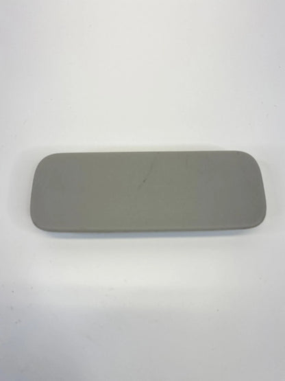 09 10 VOLKSWAGEN ROUTAN FRONT LEFT SIDE INTERIOR DOOR PANEL SCREW TRIM COVER OEM