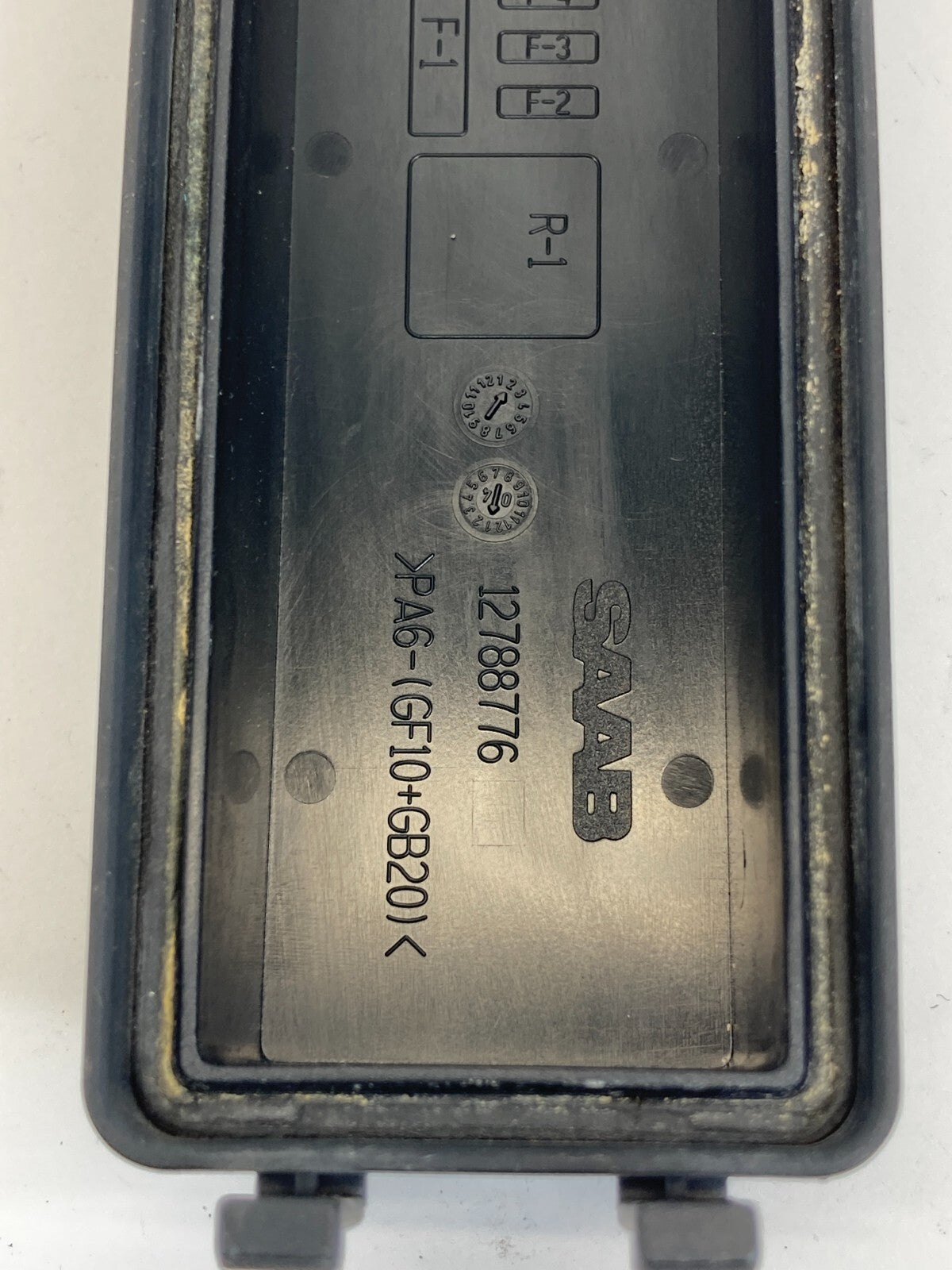 2003-2011 Saab 9-3 Fuse Relay Box Compartment Relay Cover Top Lid 12788776 OEM