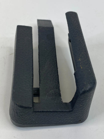 2007-2012 NISSAN ALTIMA RIGHT PASSENGER SIDE SEAT TRACK RAIL END COVER CAP OEM