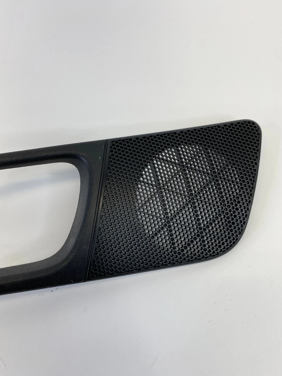 2007 2008 INFINITI G35 FRONT LEFT SIDE INNER DOOR HANDLE SPEAKER COVER BEZEL OEM