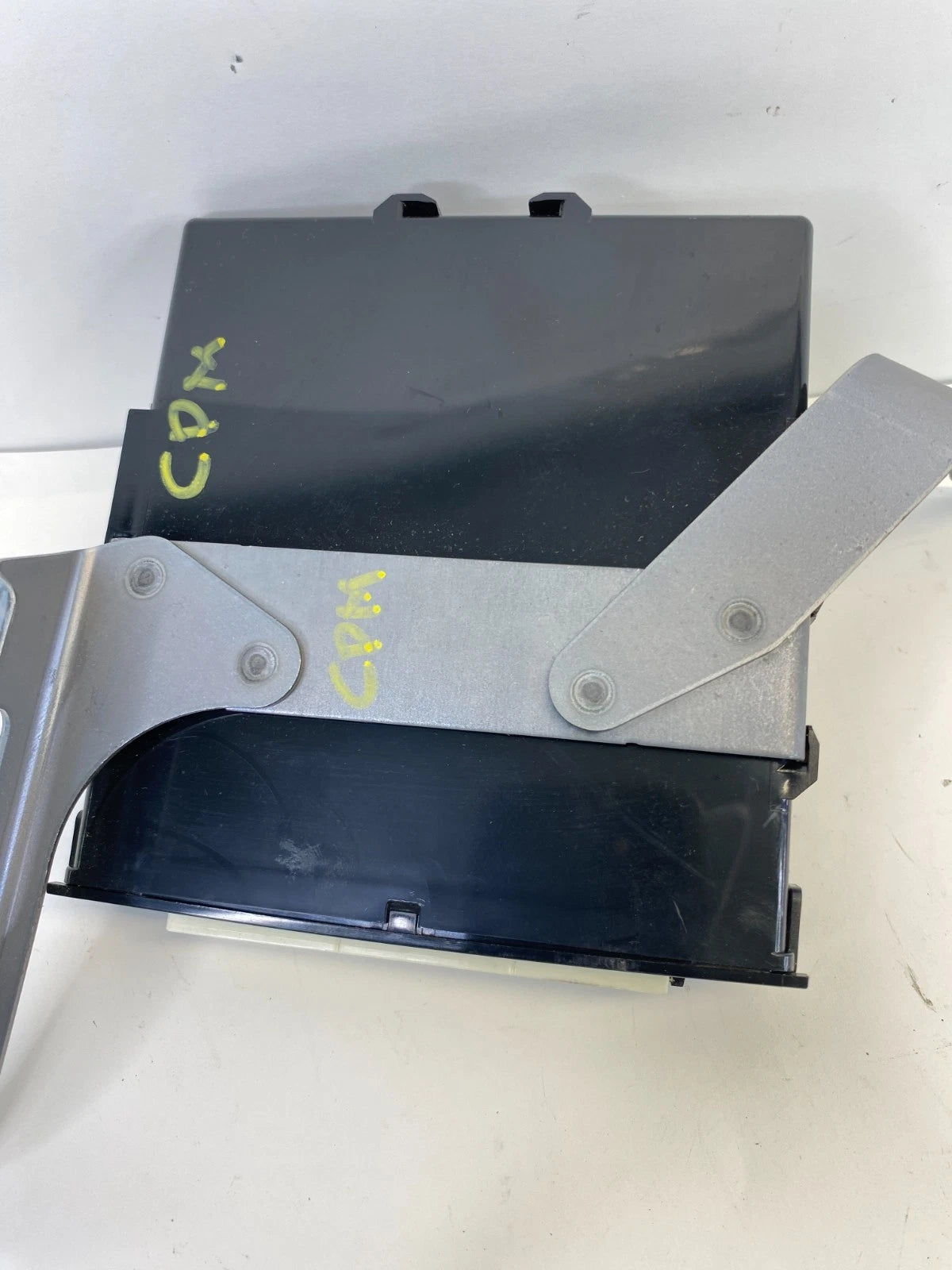 2014-2019 TOYOTA COROLLA SMART KEY CONTROL MODULE UNIT OEM FACTORY 89990-02231