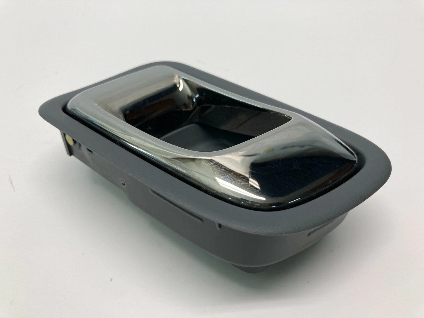 2003 2004 2005 HONDA PILOT REAR RIGHT INTERIOR INNER DOOR HANDLE S9VA OEM