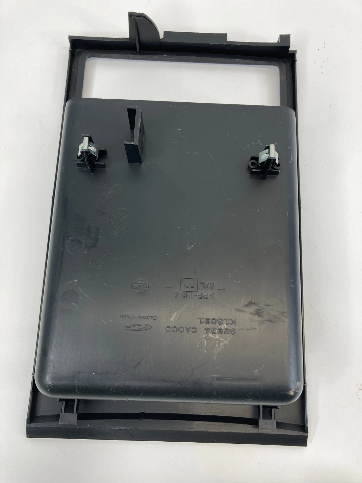 03-05 NISSAN MURANO CENTER CONSOLE POCKET TRAY COMPARTMENT STORAGE 96924-CA000