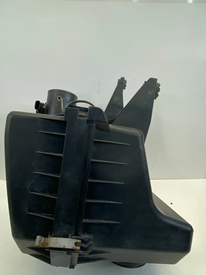 2010-2013 SUZUKI KIZASHI 2.4L 16V AIR INTAKE FILTER BOX ASSEMBLY 13700-57L00 OEM