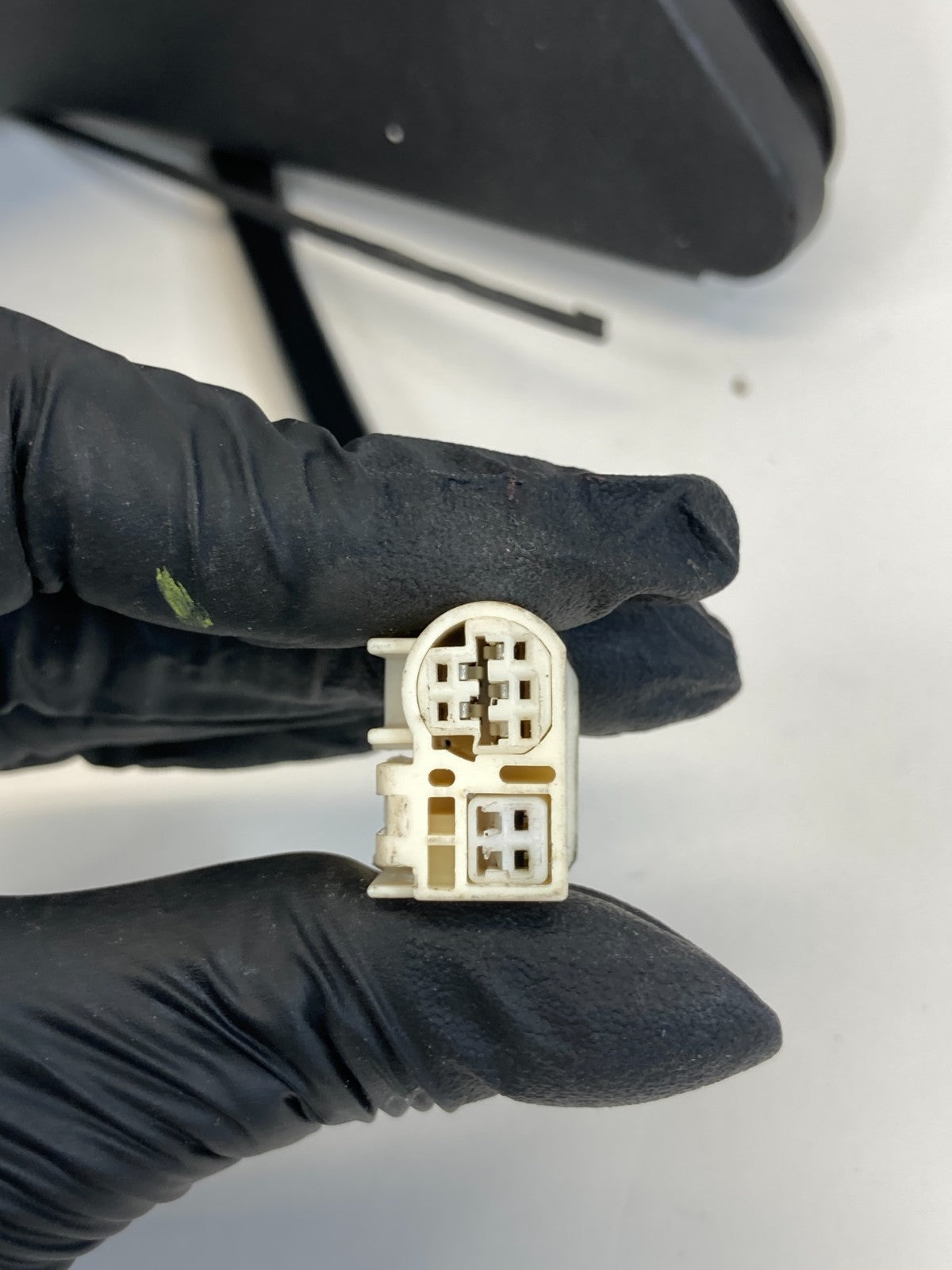 2008-2013 Toyota Highlander Front Right Passenger Side View Power Mirror OEM