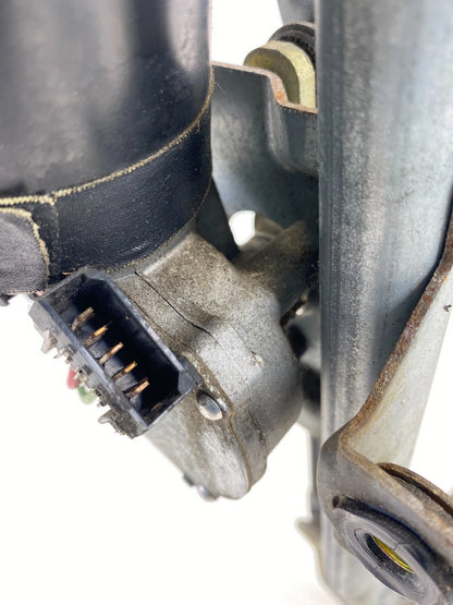 1998-2010 VOLSKWAGEN BEETLE FRONT WINDSHIELD WIPER MOTOR W/ LINKAGE OEM
