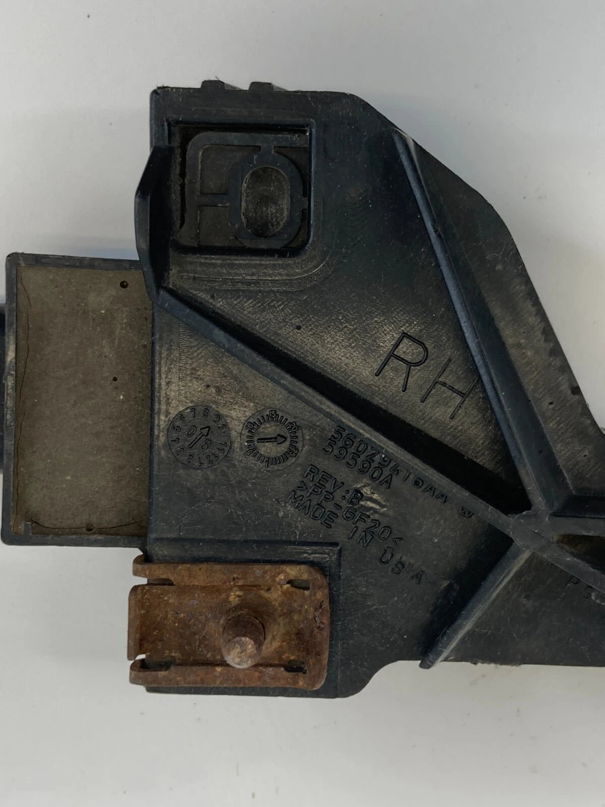 2009 2010 VOLKSWAGEN ROUTAN RIGH SIDE TIRE PRESSURE MONITORING MODULE 56053034AE