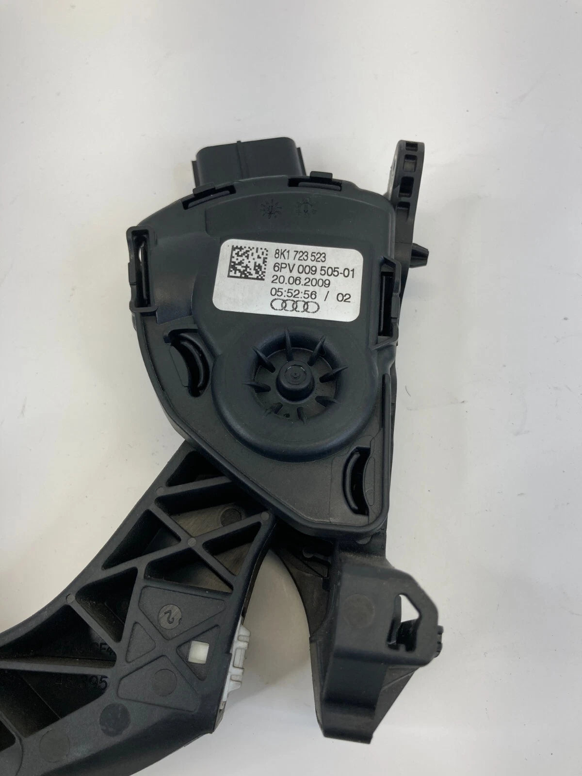 09-18 AUDIA6 QUATTRO ACCELERATOR PEDAL POSITION SENSOR ASSEMBLY 8K1-723-523 OEM