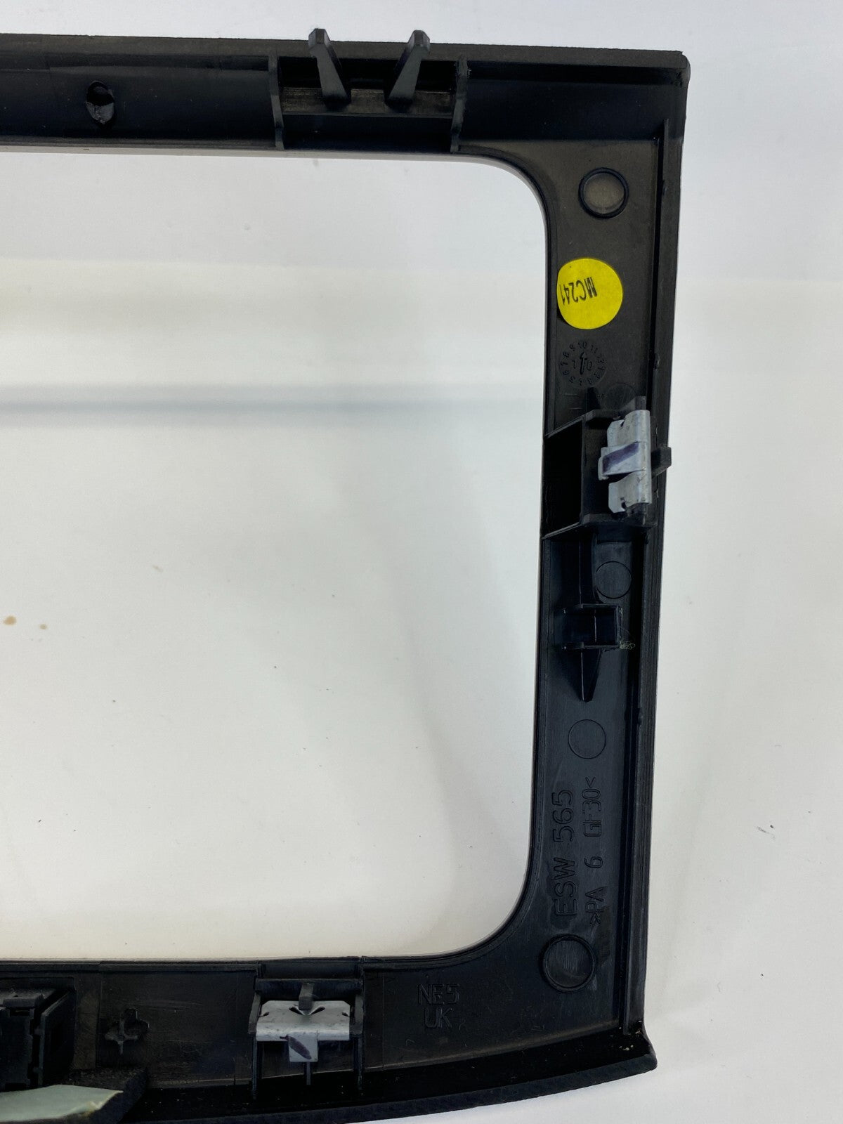 2009-2011 Volkswagen CC Center Dash Radio Panel Trim Cover Bezel Panel Set OEM