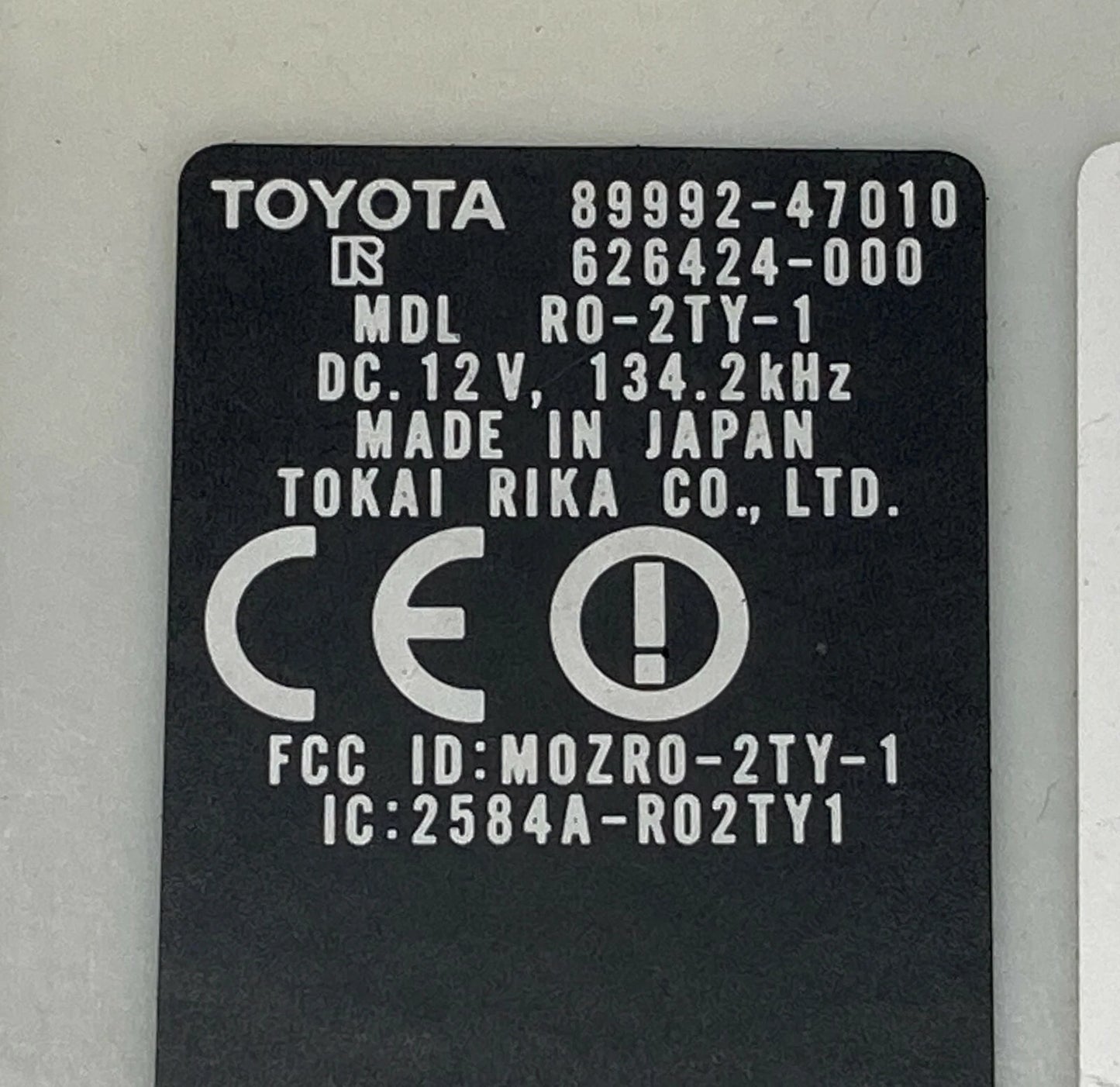 04-09 TOYOTA PRIUS INDOOR OSCILLATOR CENTRAL LOCKING CONTROL UNIT 8999247010 OEM