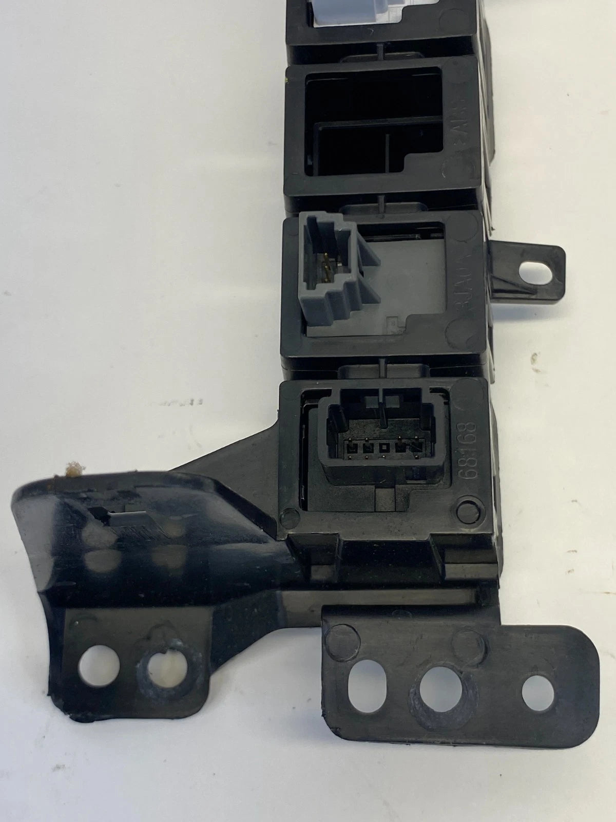 13-20 NISSAN PATHFINDER DASH TOW MODE BLIND SPOT POWER OUTLET SWITCH PANEL OEM