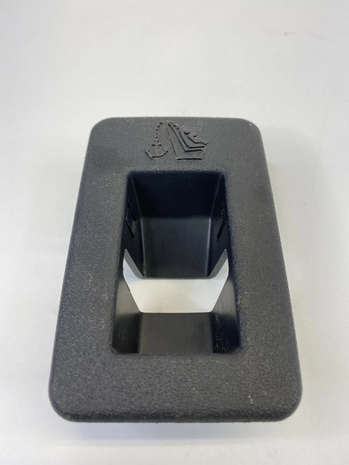 2013-2019 FORD ESCAPE REAR SEAT CHILD SAFETY ANCHOR HOOK CAP COVER TRIM OEM