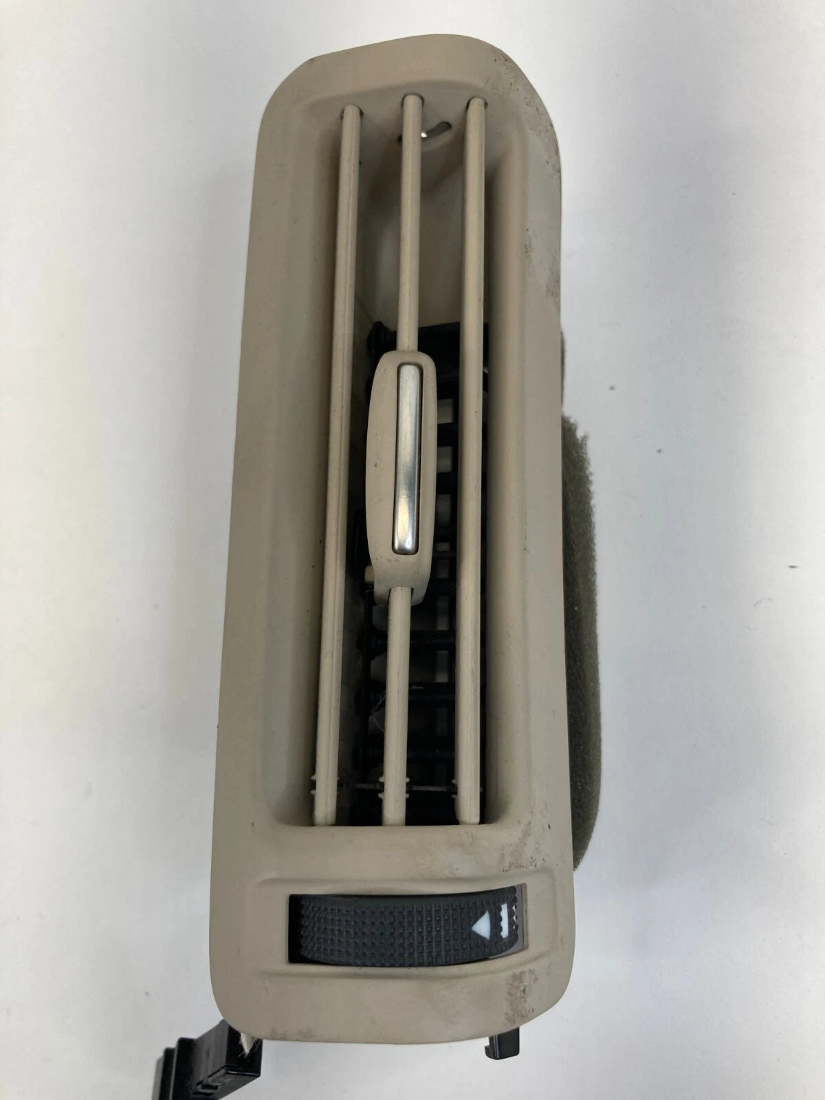 2007 2008 AUDI A6 LEFT SIDE PILLAR B DOOR AC AIR VENT GRILL 4F0-819-383-A OEM