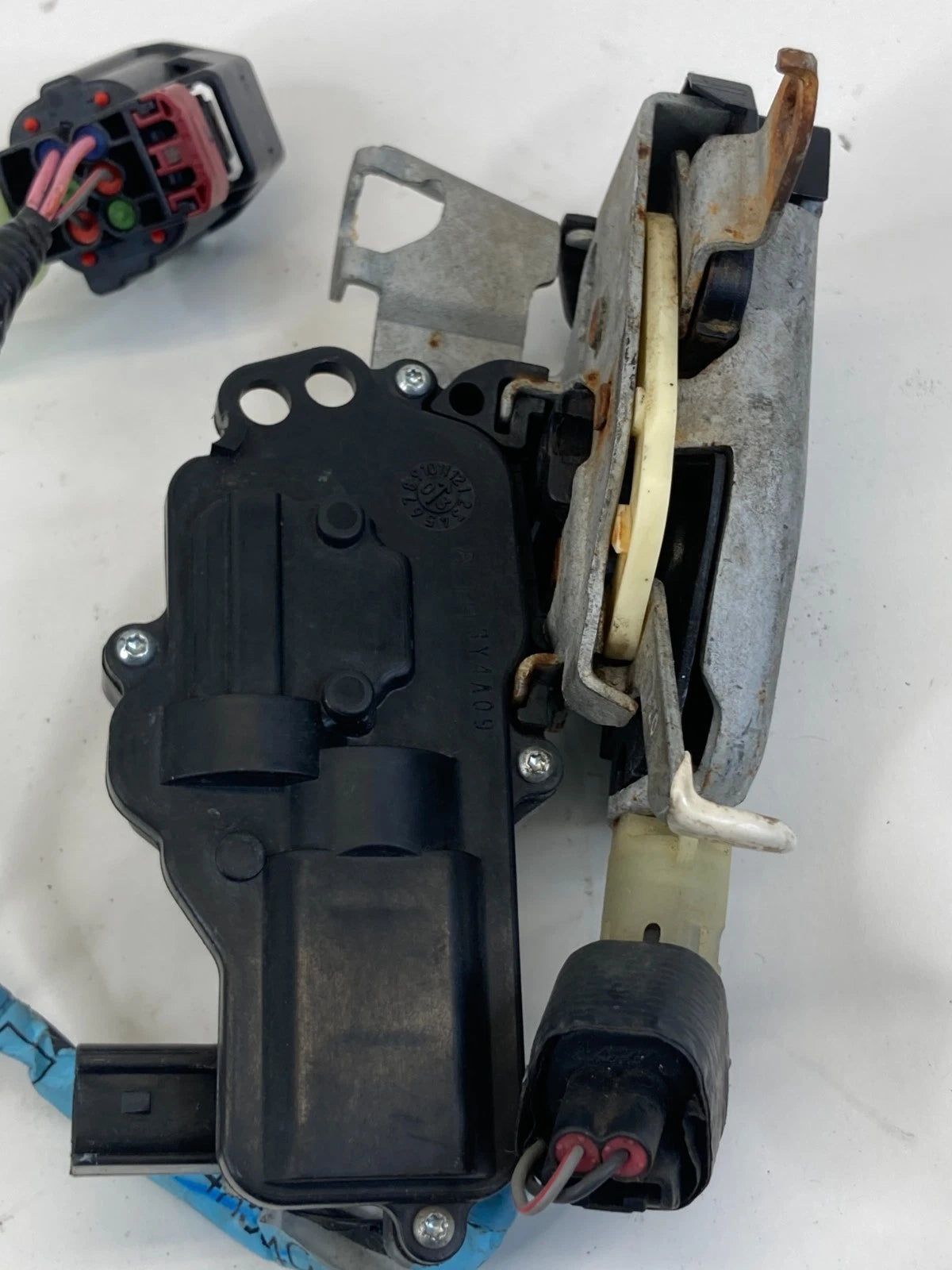 2002 03 04 2005 Ford Explorer Rear Left Back Door Lock Latch Actuator OEM