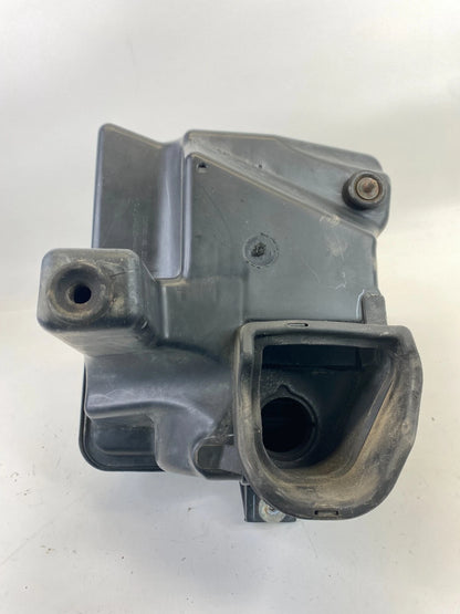 2001-2007 CHRYSLER TOWN & COUNTRY 3.3L AIR INTAKE CLEANER BOX HOUSING 04861356AC