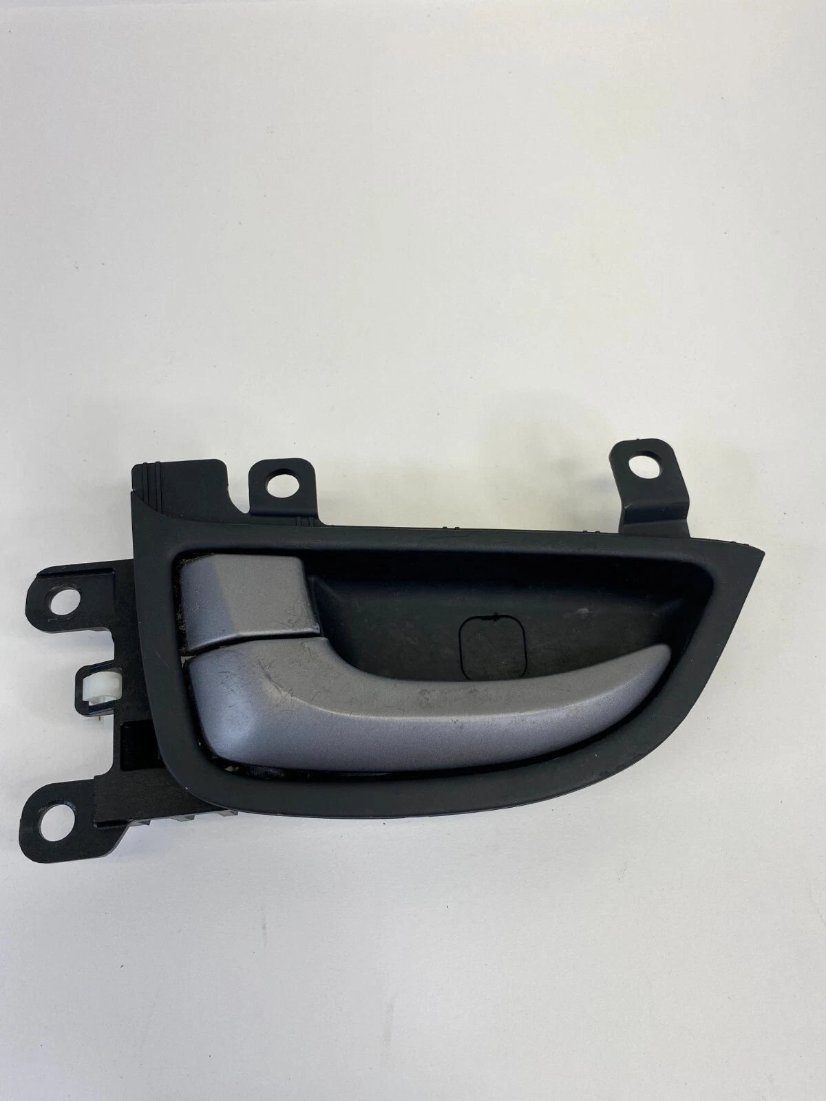 2014 2015 2016 HYUNDAI ELANTRA FRONT LEFT INTERIOR INNER DOOR HANDLE 83613-MD000