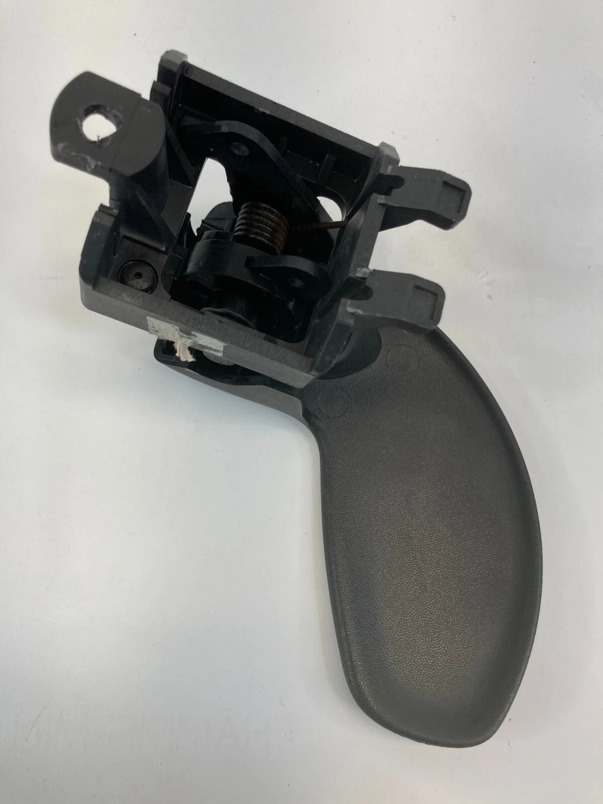 2001-2005 PONTIAC AZTEK FRONT LEFT DRIVER SIDE INTERIOR DOOR HANDLE ASSEMBLY OEM