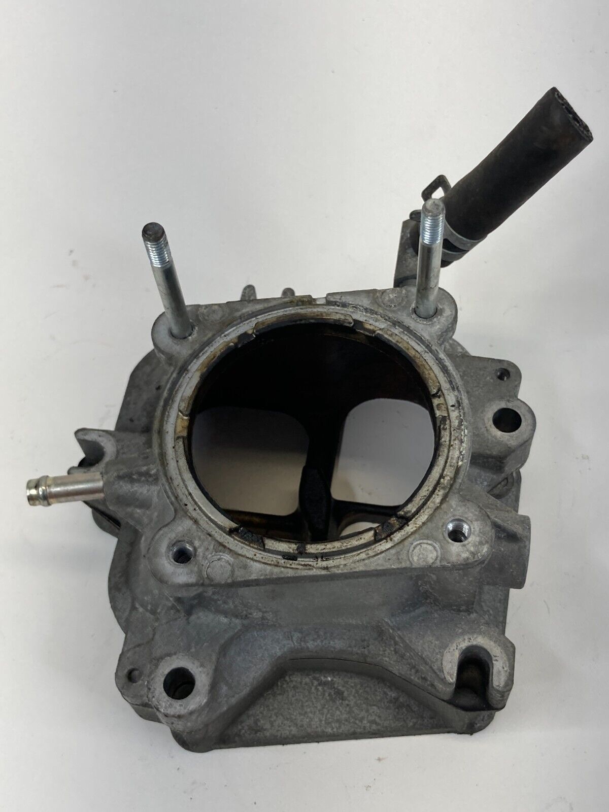 2004 2005 2006 Toyota Sienna 3.3L V6 24V AT Throttle Body OEM