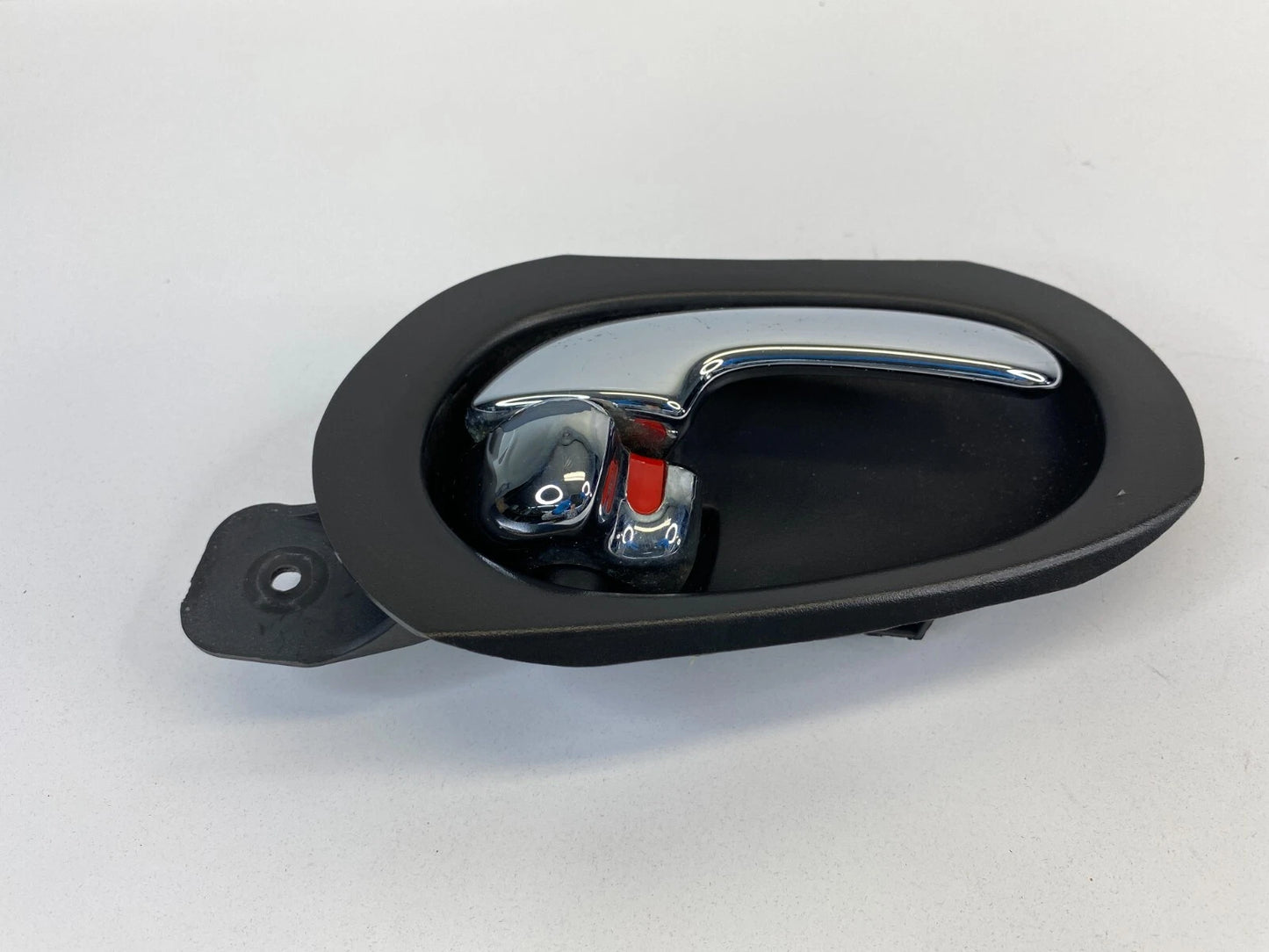 2002-2009 GMC ENVOY REAR RIGHT BACK SIDE INNER INTERIOR DOOR HANDLE 15043637