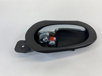 2002-2009 GMC ENVOY REAR RIGHT BACK SIDE INNER INTERIOR DOOR HANDLE 15043637