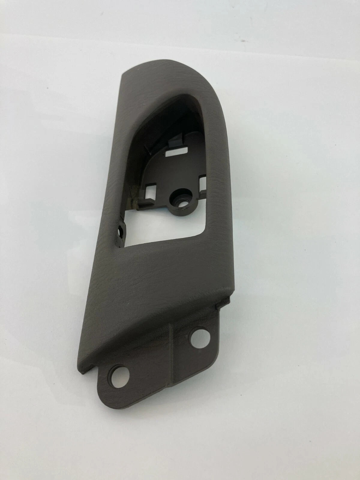 1998-2005 LEXUS GS300 REAR RIGHT PASSENGER SIDE INNER DOOR HANDLE BEZEL TRIM OEM