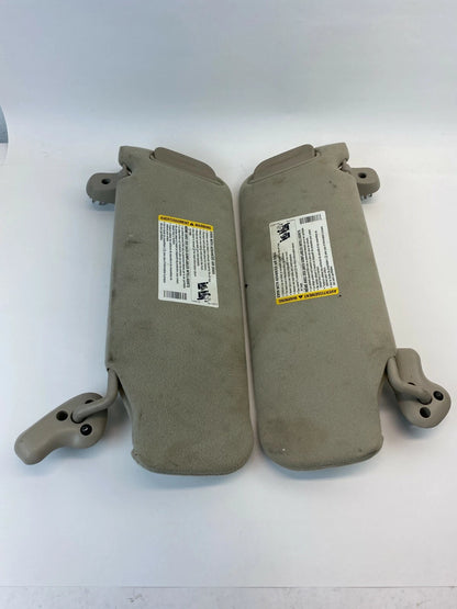 03-06 YUKON ESCALADE TAHOE W SUNROOF LEFT & RIGHT SUNVISOR SUN VISOR SET