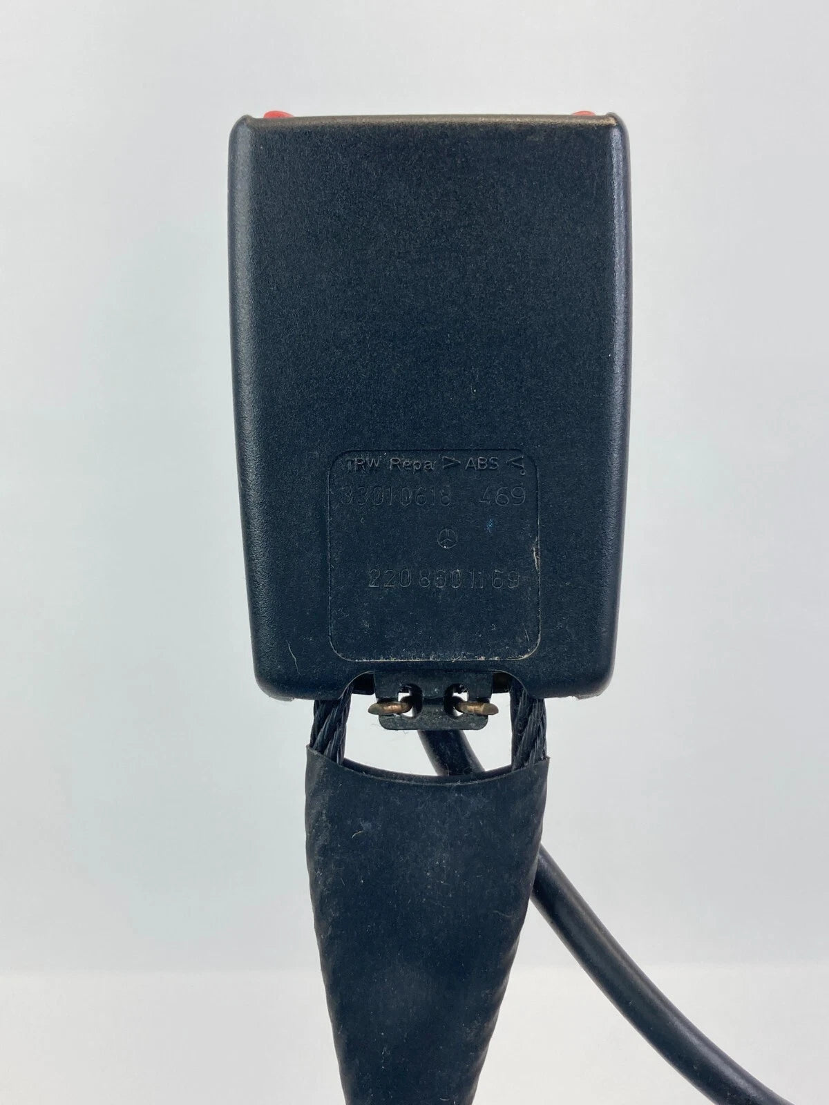 00-02 MERCEDES-BENZ S500 FRONT RIGHT SIDE SEAT BELT SEATBELT BUCKLE 2208601169
