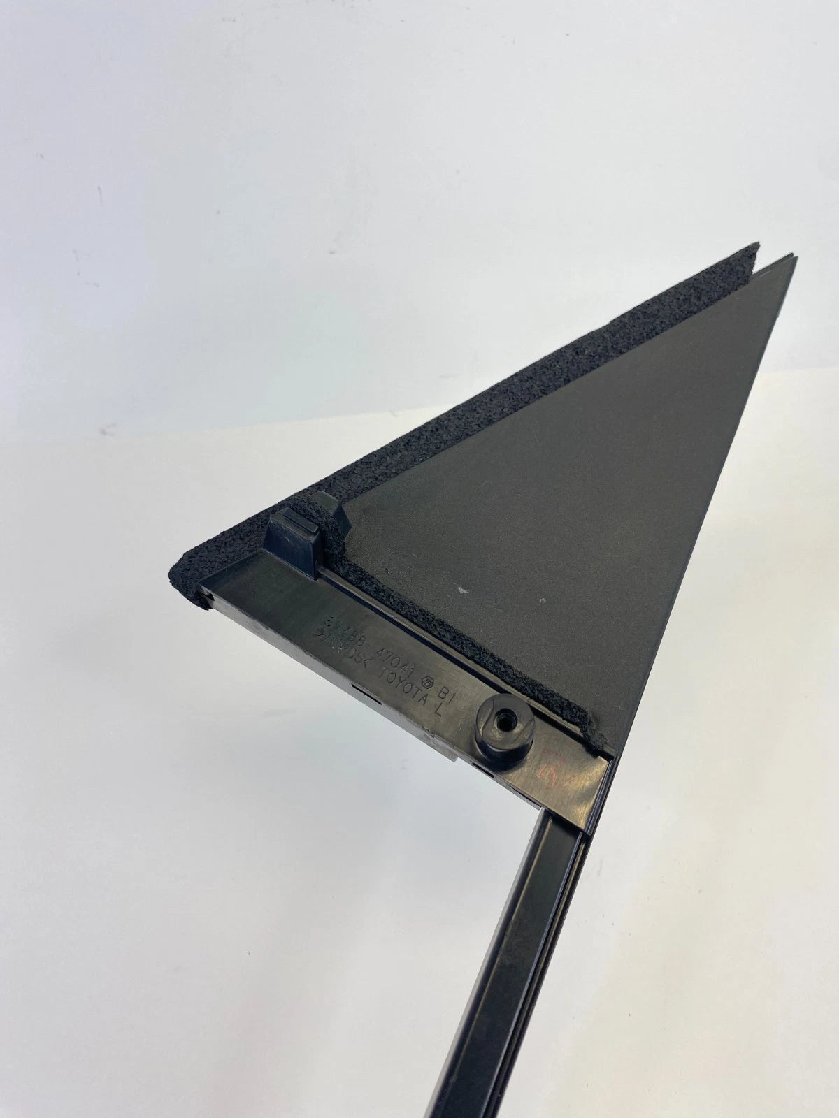 2010-2015 Toyota Prius Rear Left Door Outer Seal Corner Cover 67488-47041