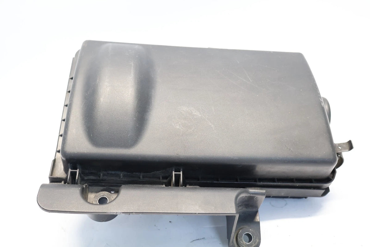 2004-2009 TOYOTA PRIUS ENGINE AIR CLEANER BOX HOUSING ASSEMBLY FRONT 17700-21150