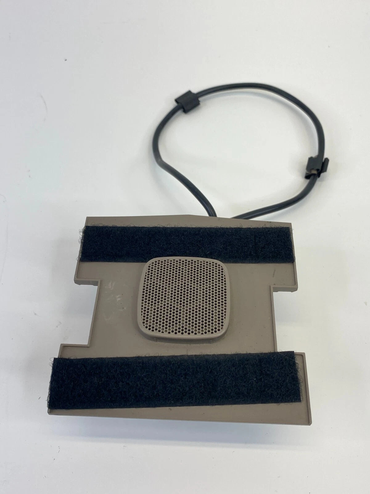 1998-2004 AUDI A6 QUATTRO HANDS FREE TELEPHONE SPEAKER 4B0-035-411-B OEM