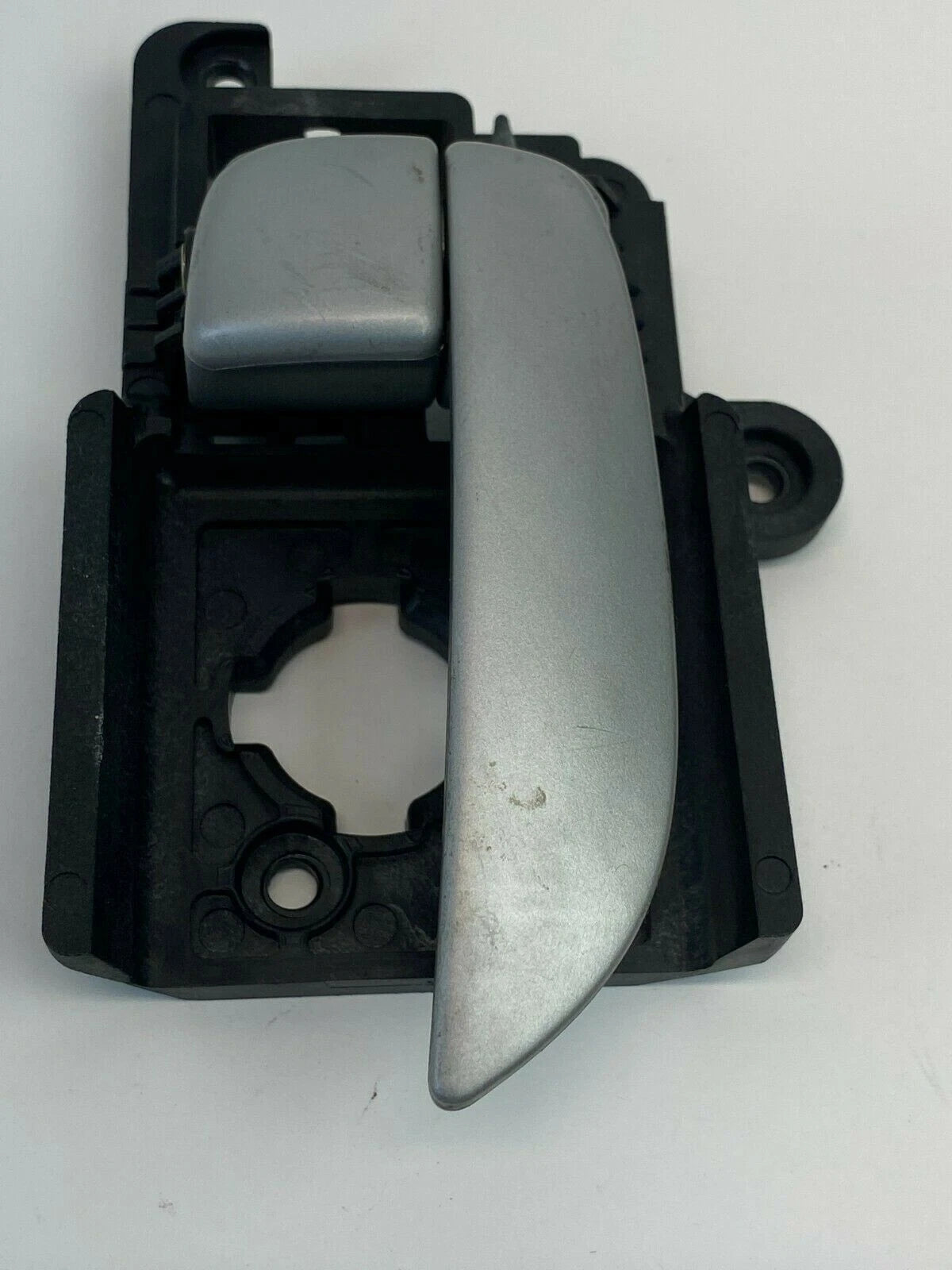 2007-2009 HYUNDAI ELANTRA SEDAN FRONT RIGHT SIDE INNER DOOR HANDLE 82623-HD000