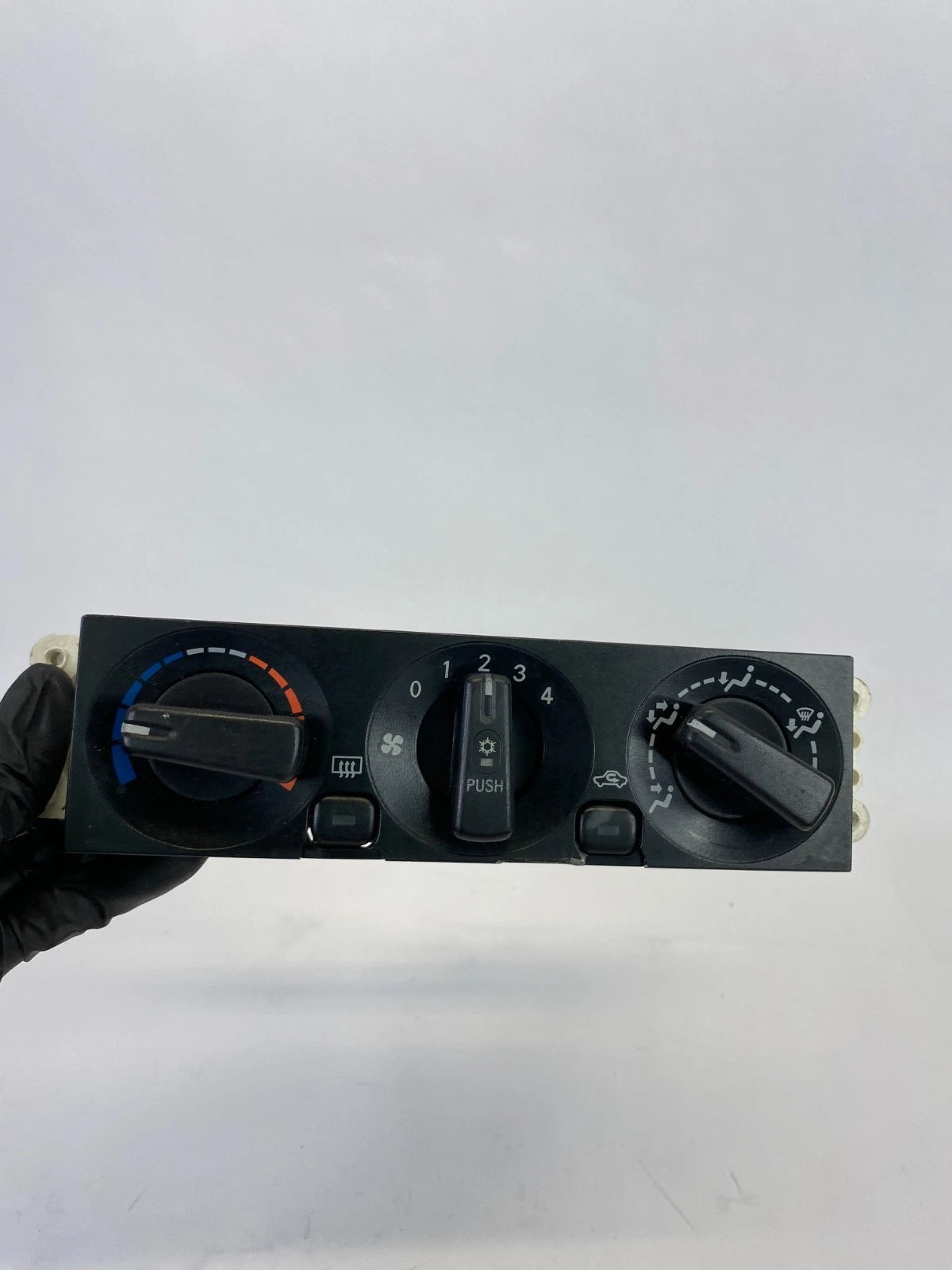 2000-2002 MITSUBISHI ECLIPSE AC HEATER TEMPERATURE CLIMATE CONTROL OEM MR315296
