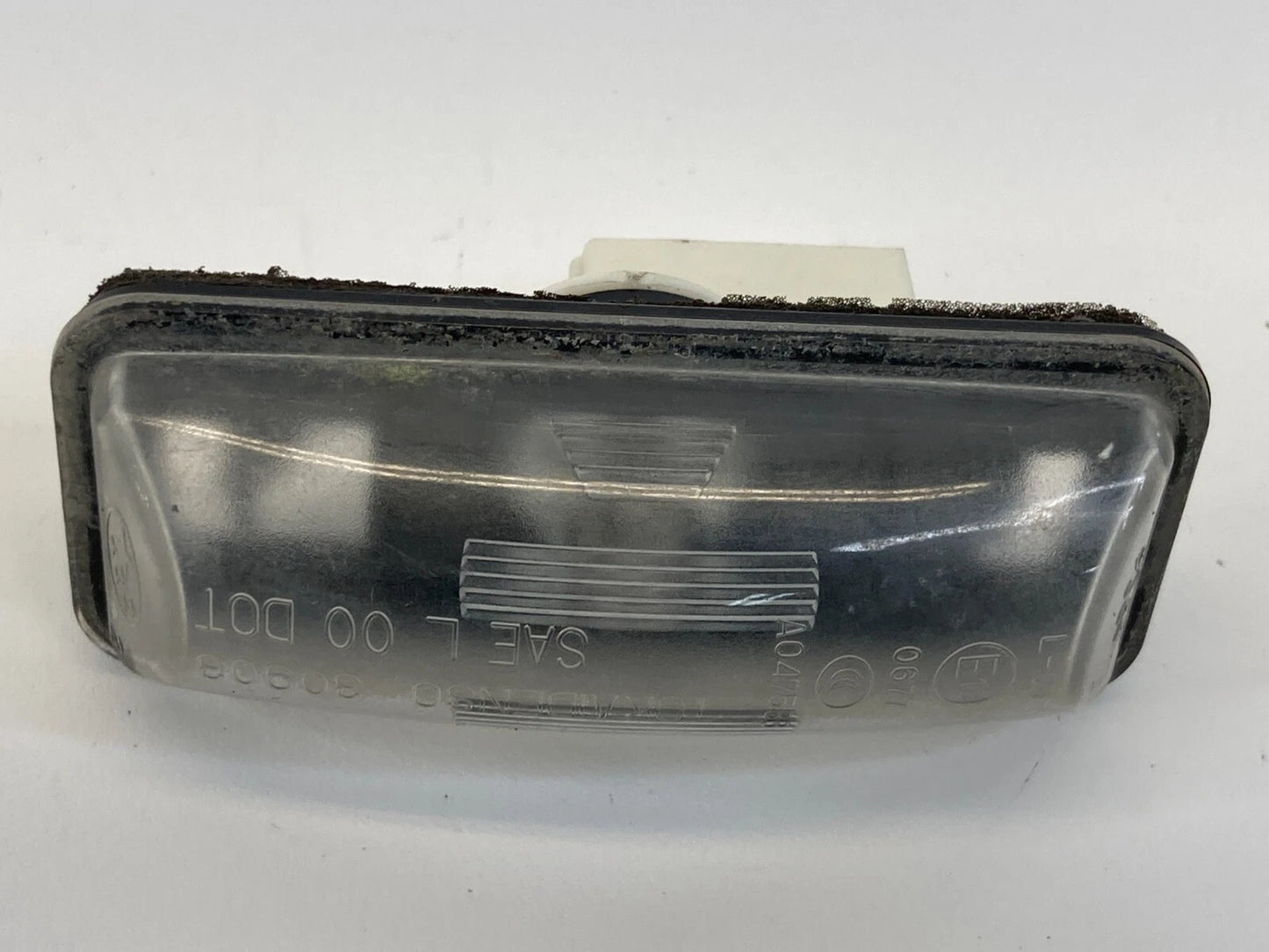 10-17 SUBARU LEGACY SEDAN REAR TRUNK LICENSE PLATE LIGHT LAMP E130677 OEM