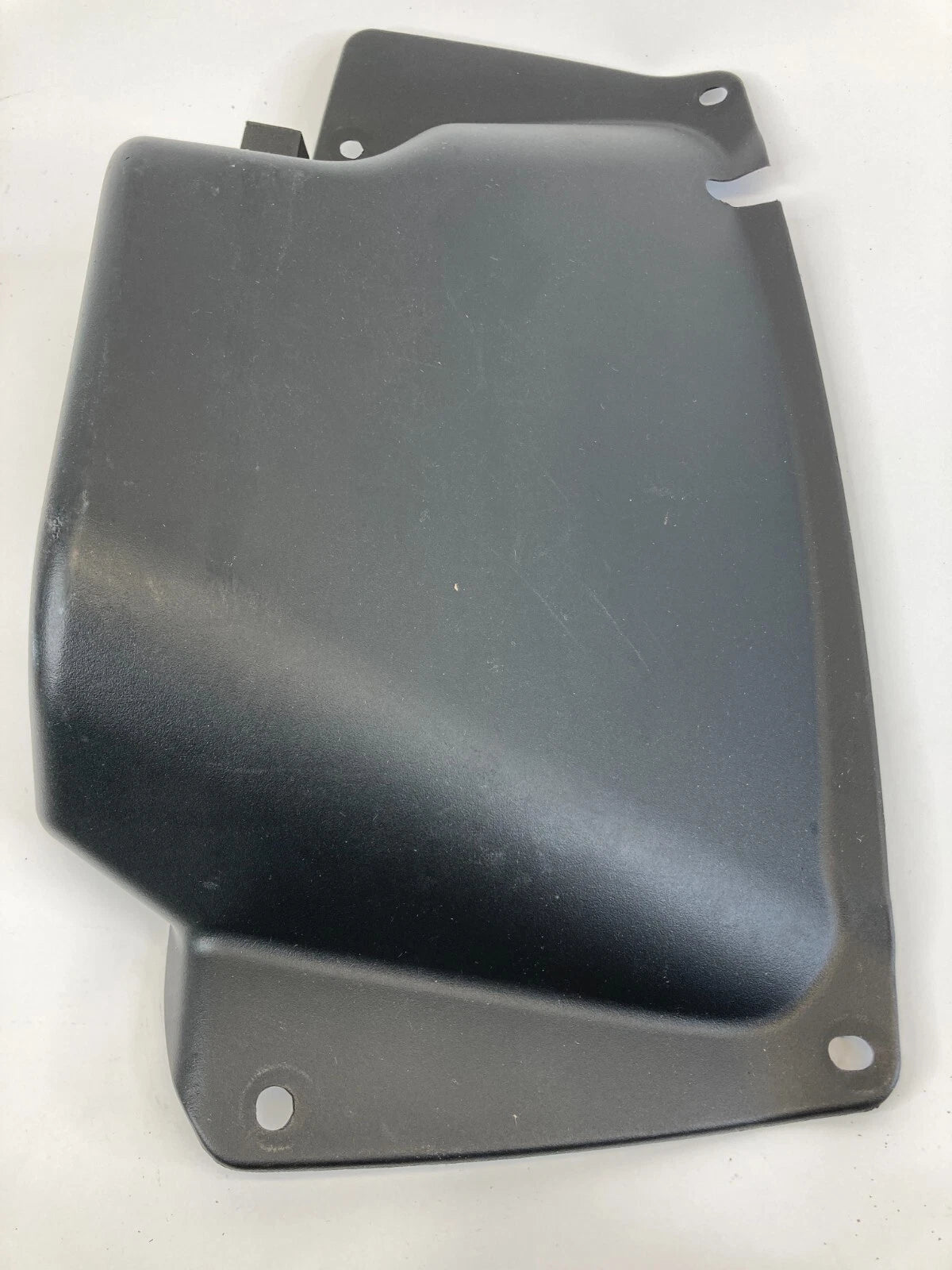 2006 2007 CHRYSLER 300 REAR TRUNK DECK LID LOCK LATCH ACTUATOR COVER 05065765A