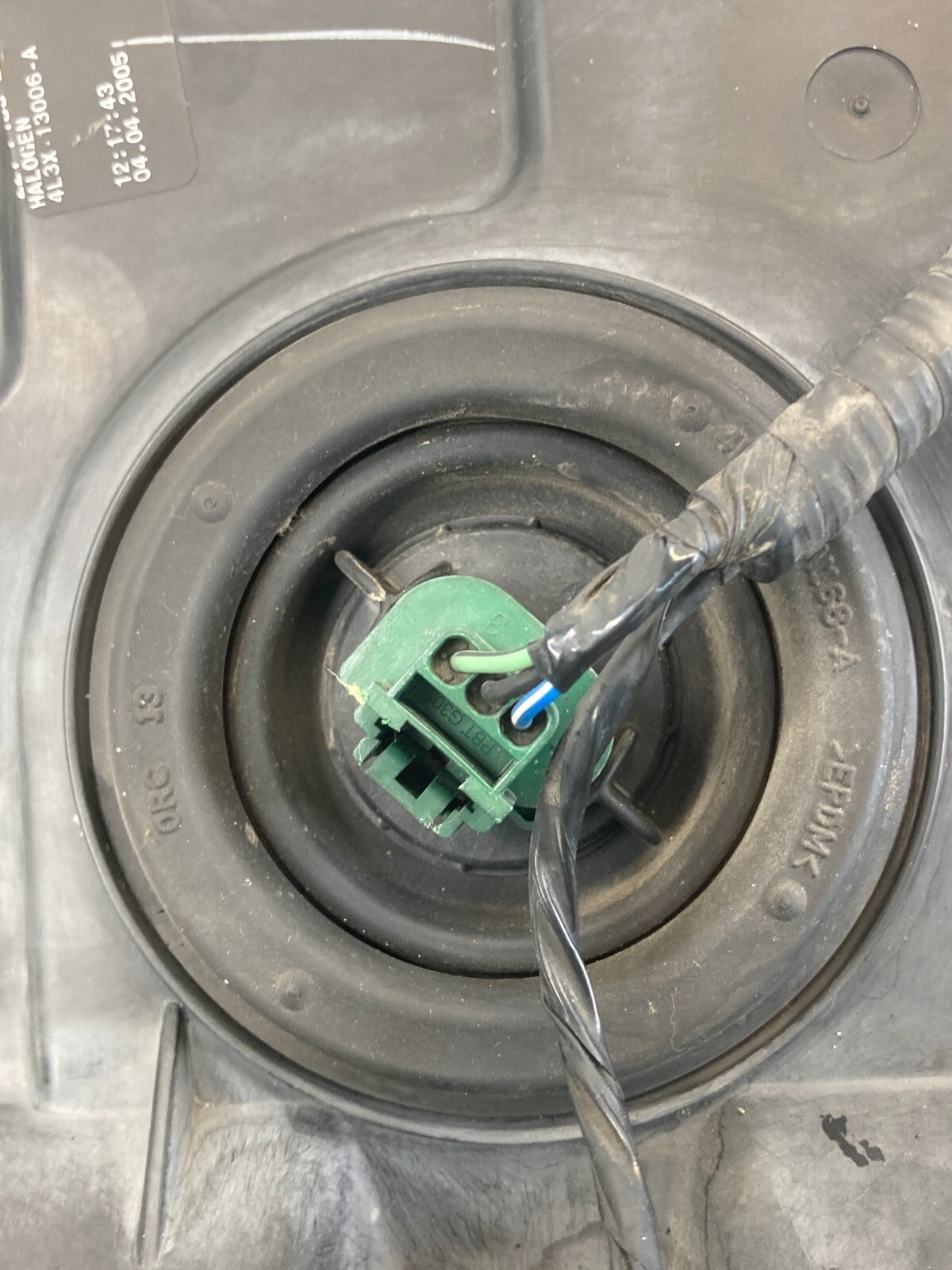 2004-2008 Ford F-150 Left Driver Headlight Light Headlamp Halogen 44ZH-1640D OEM