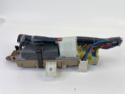 1998-2005 Lexus GS300 Interior Under Dash Right Fuse Box 89221-30100 OEM